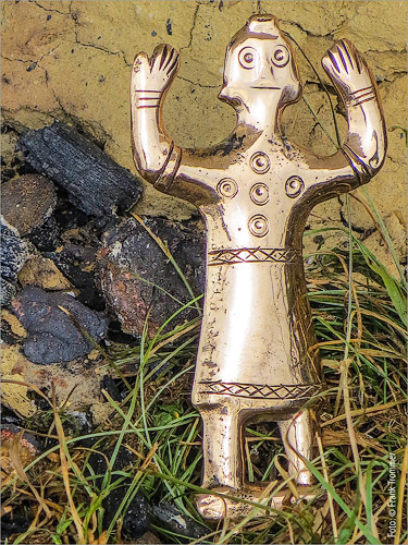 Keltische Kultfigur Bronze - Replik von Trommer Archaeotechnik